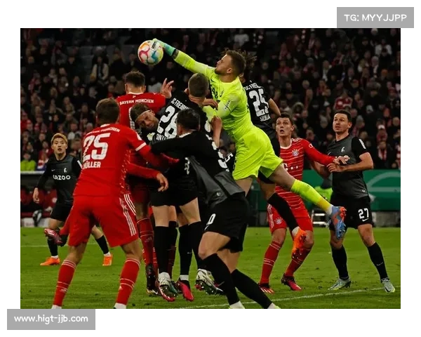 弗赖堡连入两球领先拜仁，铃木唯人曼赞比先后破门