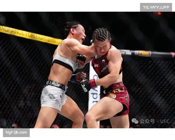 UFC 300主赛战报：佩雷拉重拳KO希尔，成功卫冕轻重量级冠军